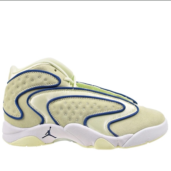 Air Jordan OG Women's Shoes - Picture 1 of 7